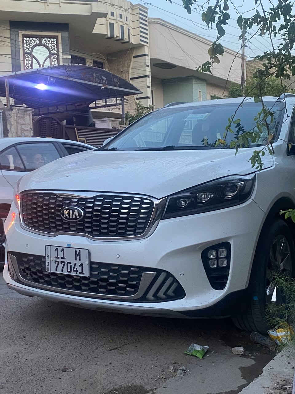 السلام عليكم …. كيا سورنتوا ٢٠١٩ شكل ال٢٠ 
رقم بغداد الدولي ماشيه ٩٨ 
٦ سلندر ٣٥٠٠ 
سياره فول عدا البانوراما 
مكفوله عدا شبرين بالصندوق 
سياره نظيفه 
كشنات جلد
السعر 25,800$
مكاني بغداد حي الجهاد 
للاستفسار ***********
***********
