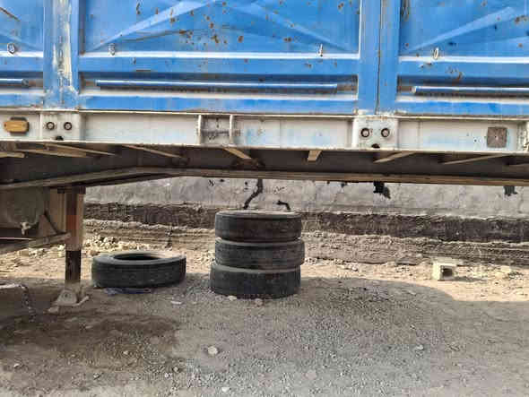 السلام عليكم للبيع عربانه المانيه شاصي ١٦ دناكير ١٤ الطول ١٣ و٦٠ مكفوله من كسر وفطر السعر ١٢٥ وبيها مجال مكان فلوجه ***********
