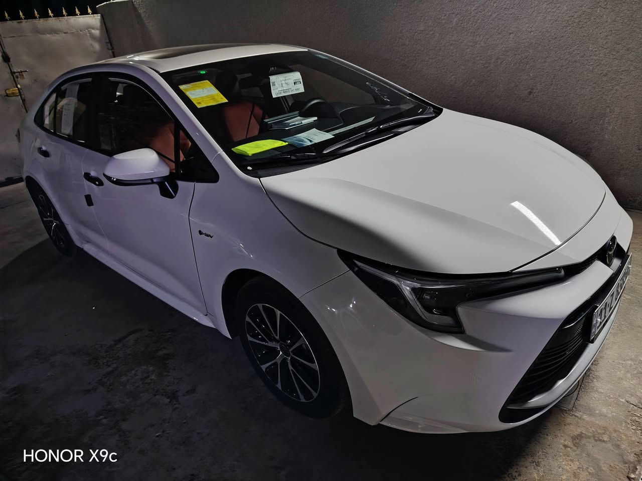 سلام عليكم لبيع كورله هايبرد موديل ٢٥ زيرو سياره كشن كهرباء *********** مكان بغداد الكرغ سعر ١٥٥
