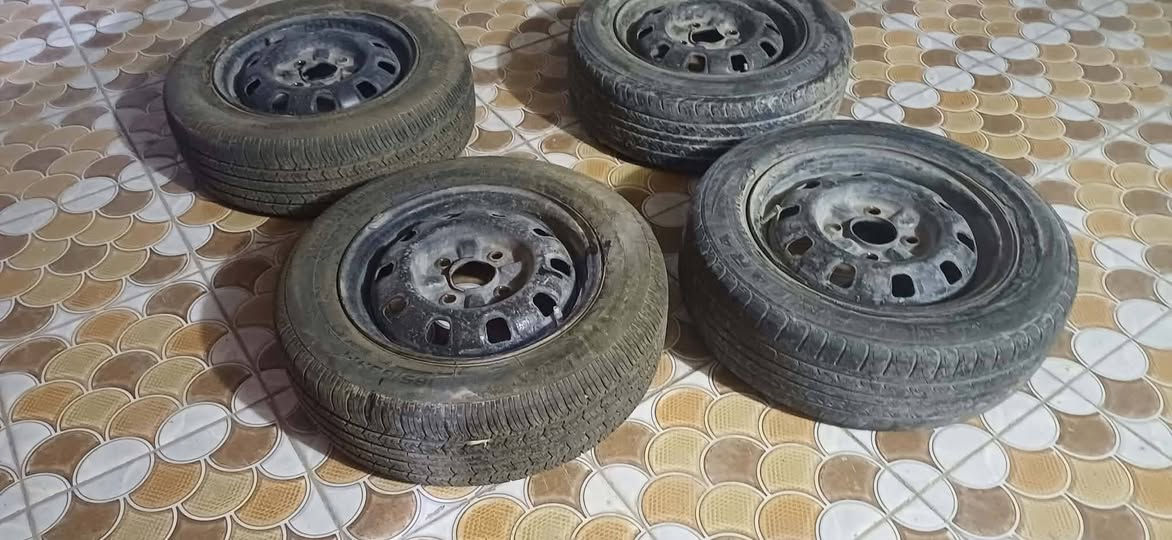 تخم ويل النترا دمعه هنه والتايرات قفلهن ب130 اليحتاجهن يتصل ***********
