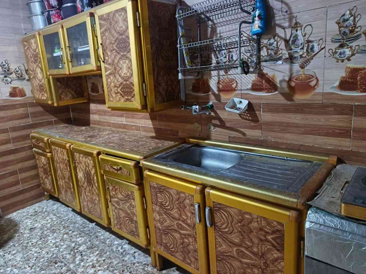 كاونتر للبيع جديد المكان البصره الزبير السعر 400 وبيهمجال قليل /***********

