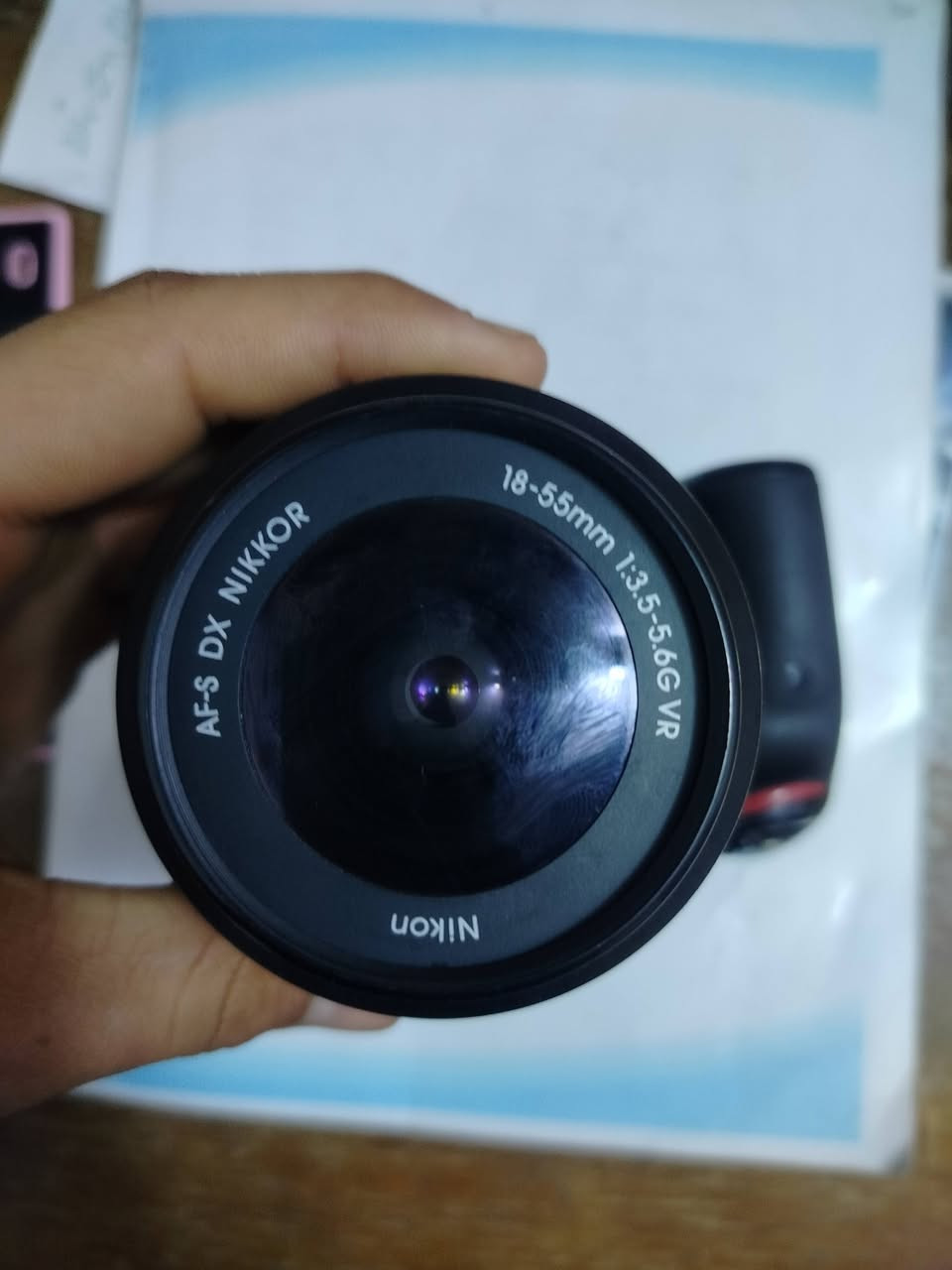 كاميرا للبيع ويا ملحقاتها
***********
