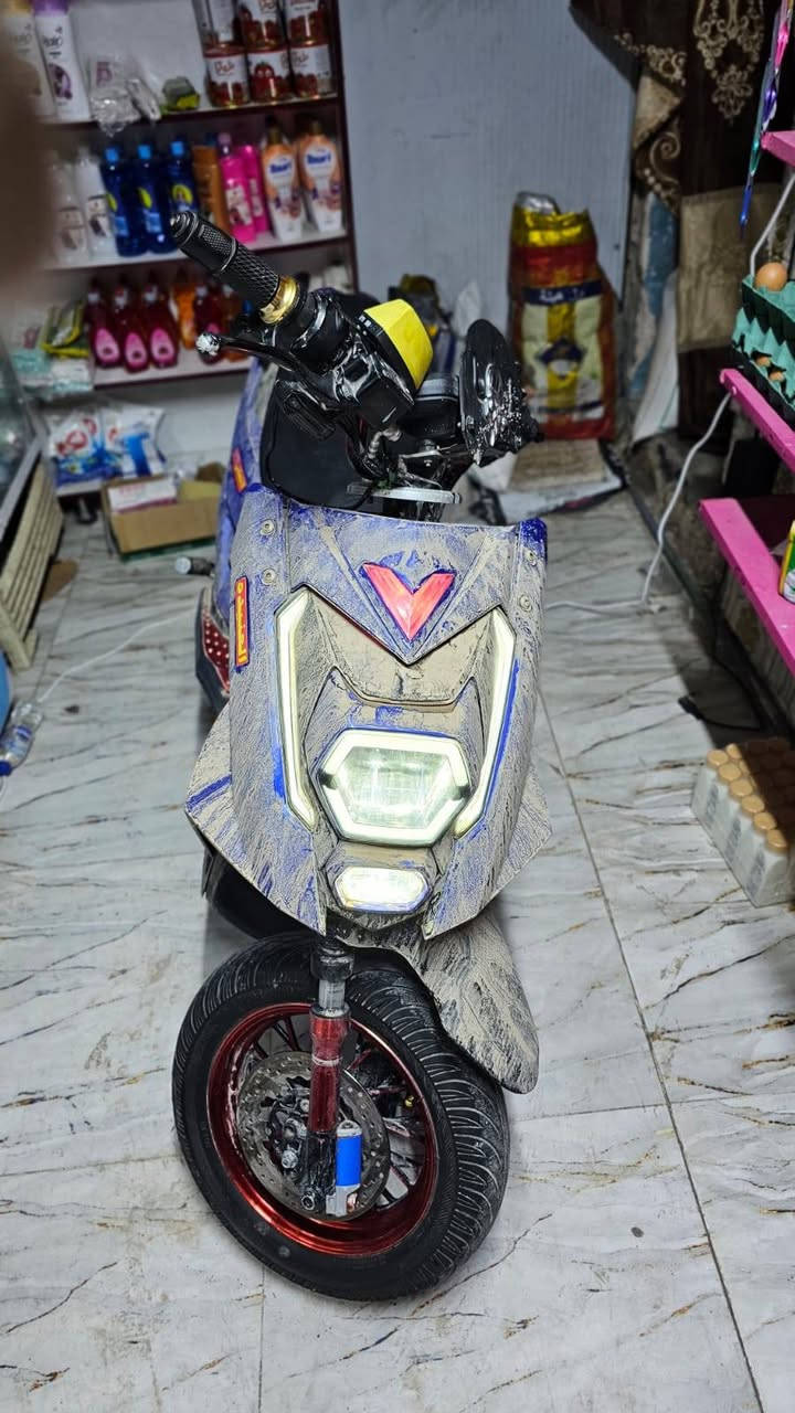 السلام عليكم دراجه شحن نوع سكنس جبلي TTX دراجه نضيفه جدا جدا بطاريات نضيفه 3 سرع تمشي 50 كيلو او اكثر بل شحنه الوحده للبيع او مراوس حسب القناعه السعر من الاخير 600 للاستفسار الاتصال على الرقم *********** أو خاص
