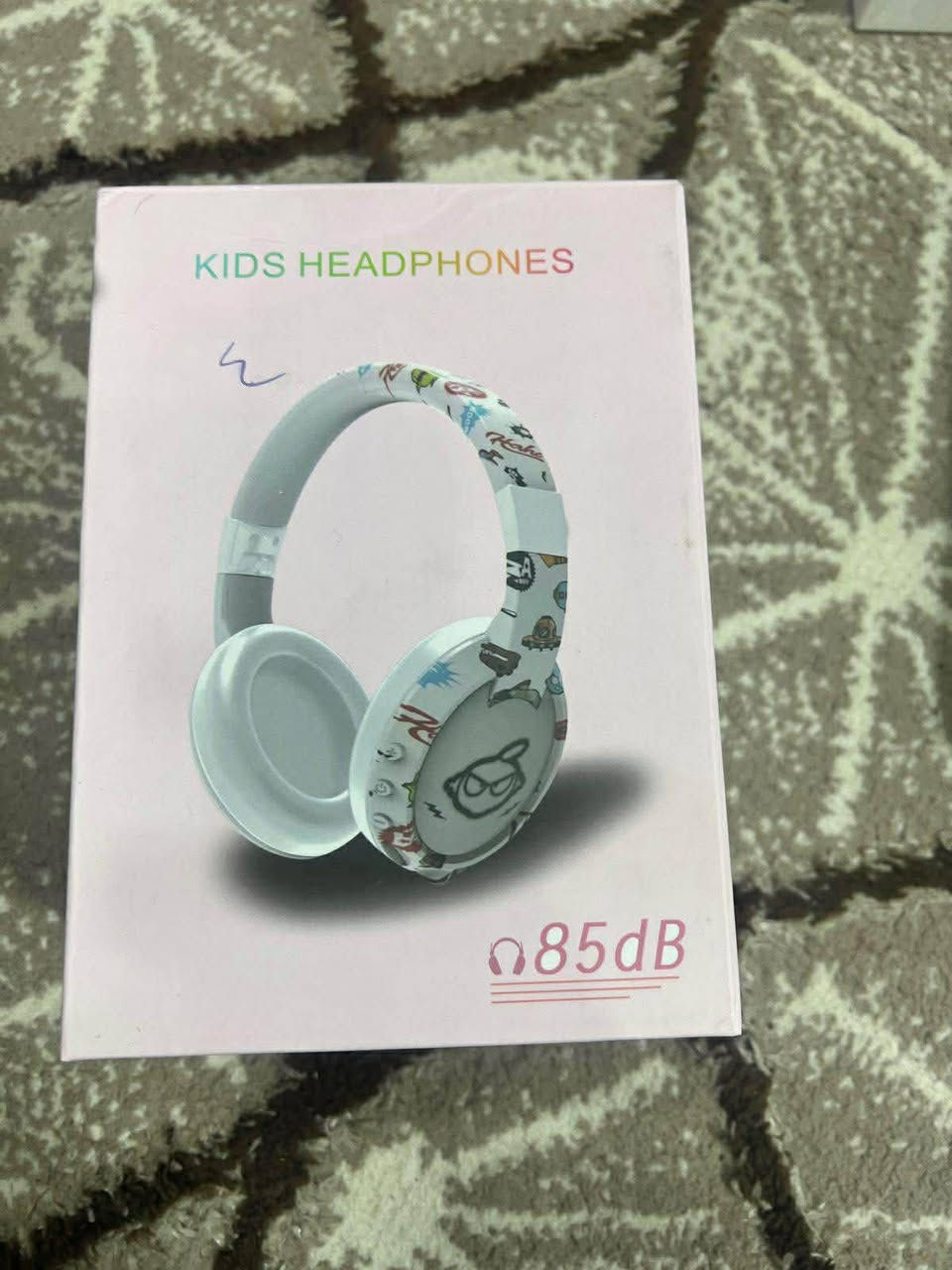 ذول ال 3القطعه على خمسه والهيتفون ال p9 متوفر تقريبا 10 قطع


**إذا كنت صاحب هذا الإعلان وتريد حذفه لأي سبب، رجاءا أرسل رسالة إلى الدعم الفني**