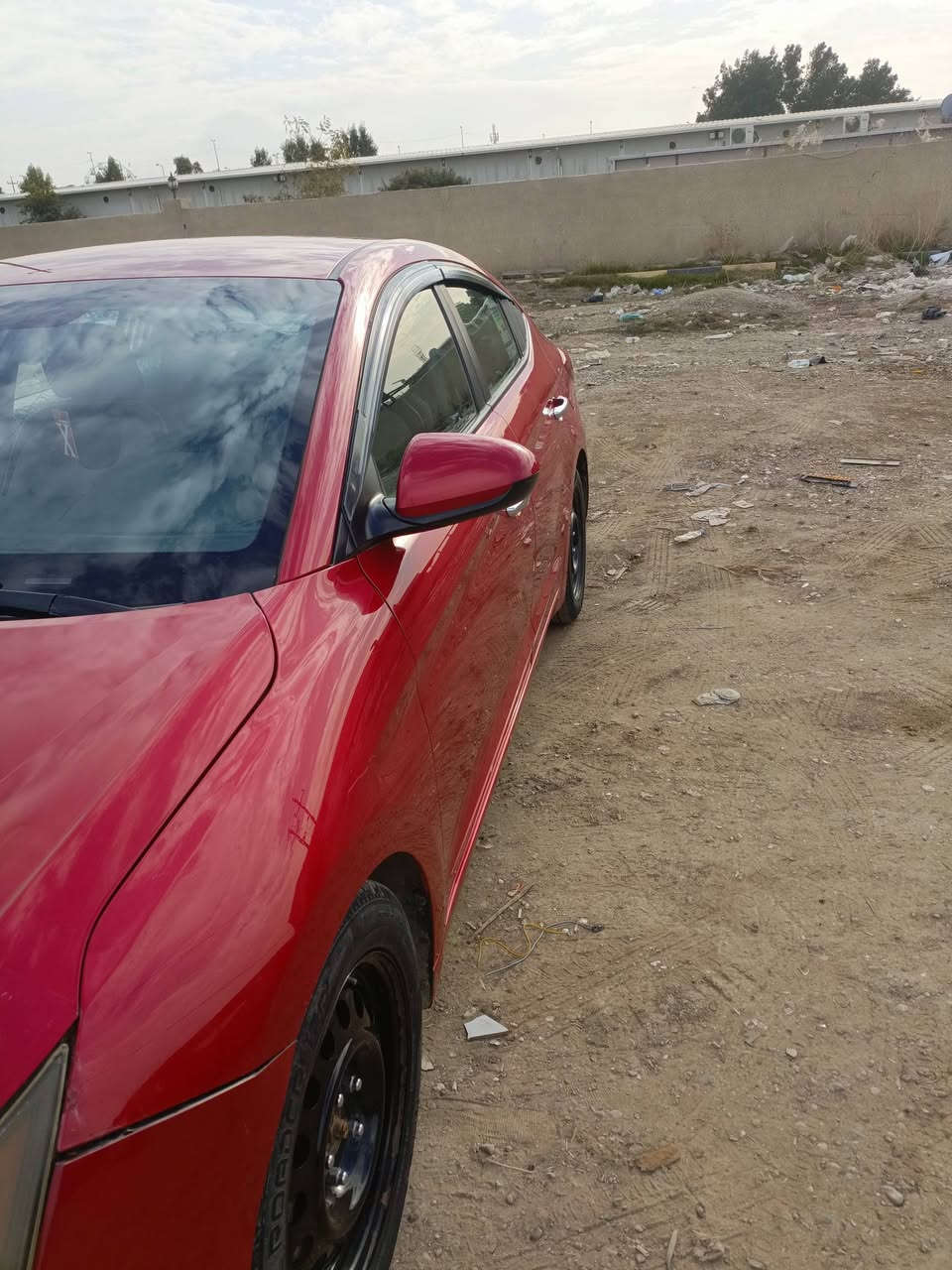 السلام عليكم 

النترا ٢٠٢٠ وارد امريكي 
محرك ٢٠٠٠ بلادي كير بلادي ضرر السياره بنيد بدون دواخل لا لغد ولا شاصي  السياره ليبل واحد 
بسمي السياره 
***********
