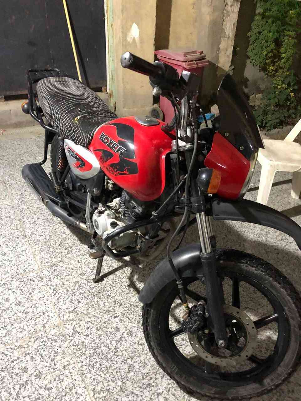 السلام عليكم بوكسر 22 اوراق اصلي عنواني الدوانيه السعر 900وبيها مجال مجفته ***********7
