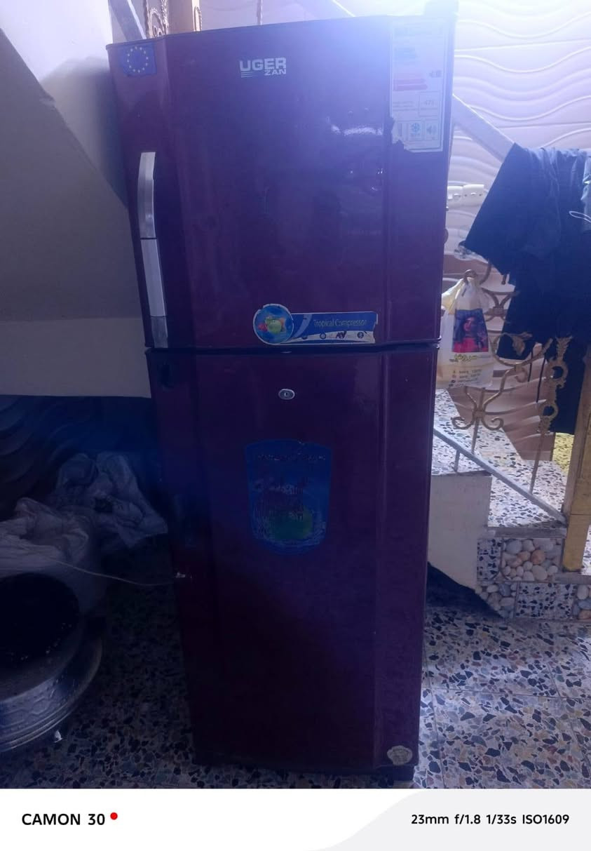 السلام عليكم ثلاجه للبيع فول تجميد الله شاهد السعر ٣٥٠ وبيها مجال العنوان شارع ابو الدهن ***********
