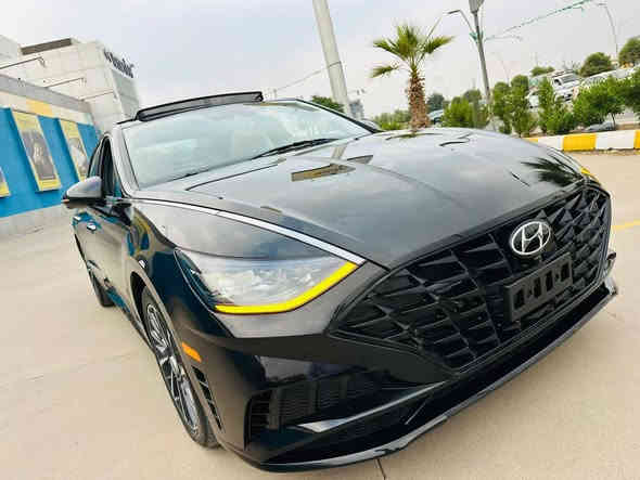 سوناتا موديل 2023 فئة لمتدد فول الفول
اعلى فئة بالسوناتا 
  شنو ابالك بيها مواصفات
اوتو بارك تتقدم وترجع بالريمونت 
ضررها جاملغ صبغ فقط 
شبرين باب تعديل بارد 
بدون دواخل 💯 
ايرباكات سليم 💯 
المحرك 1600تيربو  صاروخ 🚀 
1- بصمة ابواب لمس + تشغيل + صندوق
2- بانوراما ( فتحة سقف ) + بردة سقف كهربائي 
3- دشبول دجتال متغير 3 الوان
4- كشنات كنتارا حضن  
5- كشن كهرباء  2 امامي 
6- كشنات تدفئة تبريد
7- خزن 128 كيكا + ( android auto + apple car play)
8- 4 رادرات امامي وخلفي وجانبي + توقف تلقائي
9- اشاير في المري + نفطة عمياء في المري
10- انارة داخلية مركزيه 13 لون بلادي بيبان ودشبول
11- شاشة الحجم الكبير 12 انج + تحكم عام على السياره
12- سستم صوت BOSE الصوت 12 سماعة و دمام 2
13- لايت امامي 4 عدسات LED بكلايتات لد
14- هاندبريك بصمه + اوتو هولد للتوقف في الازدحامات
15- شاحنة طوارئ شحن سريع
16- منفذ USB امامي خلفي 
17- شفتات في الاستيرن كير ( تبترونك رياضي )
18- نظام المساعده على الاصطفاف
19- نظام الترحيب عنده الاقتراب داخل وخارج السياره
20- ويل سبورت N حجم 19 
21- 4 وضعيات قياده + تغير اللون في الدشبول 
22- نظام تحديد المسار 
23- مثبت سرعه 
24- نظام مستشعرات في الباب من تنفتح الباب تتوقف السياره 
25- تبريد السياره بيانو 
26- كيجات الكتورنية
27- كير 8 نمر دبل گلج
28-  خمس كامرات
اي استفسار الاتصال على الارقام
 
سعرها   169 ورقه
واتساب ***********
