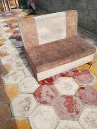 قنفة نفرين • صوفا