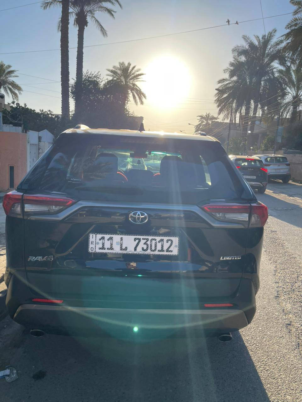 السلام عليكم
للبيع راف 4 موديل ٢٠٢١ Limited

رقم بغداد انكليزي بسمي تحويل ثاني يوم 

اللون حبري 

٥ مقاعد جلد 

كاميرا خلفية 

فتحة سقف 

صندوق كهرباء 

التحكم على المنحدرات 

كاميرا ٣٦٠ درجة 

مستشعر وقوف 

تدفئة مقاعد 

تبريد مقاعد 

مثبت سرعة 

شاشة 

مراقبة نقطة عمياء 

مقاعد كهربائية 

شاحن لاسلكي 

ذاكرة مقعد 

بصمات دخول ذكي 

فول مواصفات اللمتد

واردامريكي حادث قطعتين بدون دواخل وبدون أيرباك 

بيه بنيد وجامرلغ تبديل فقط 

مكان السياره بغداد/الصليخ/الجديد 

السعر235وبيه مجال بسيط لشراي 

هاتف ***********
