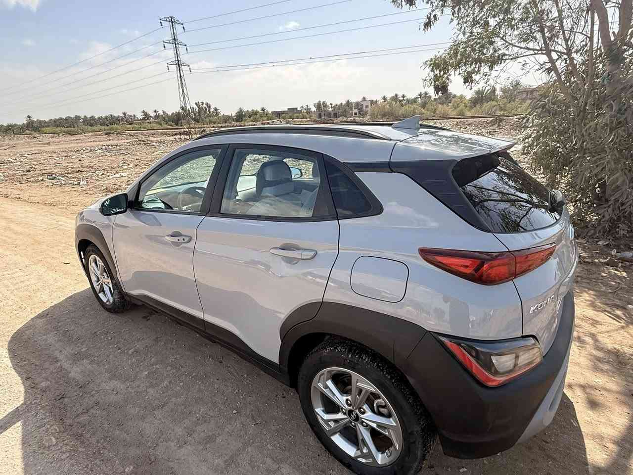 كونا 23 بابل جديده 
ليبل واحد بدون تبديل ( صبغ البنيد فقط ) 
جاهزه ع اخر حباية 
حادث موضح بالصور 
مكانها حله/ المركز 
السعر 155 
للاتصال ***********
