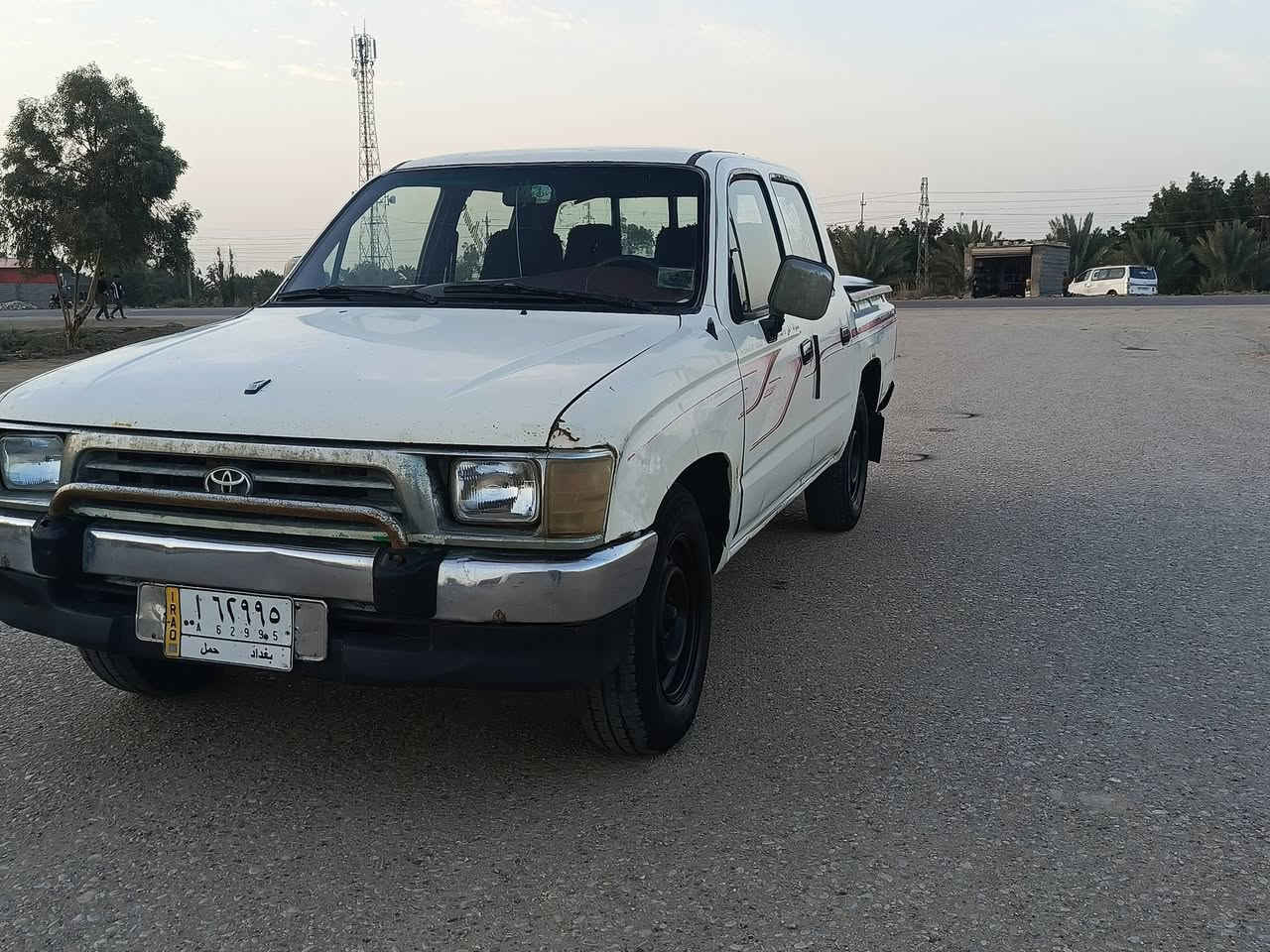 السلام عليكم سياره بيكم تيوتا جمره موديل 2000 السعر((67))  وبيها مجال السياره مكفوله مكينه وكير جدد رقم بغداد مشروع وطني تحويل ثاني يوم سنويه مجدده ل 2027 تخم تاير جديد حداديه حلوه كهربائيات شقاله كلها 
دواخل احمر محسن مكاني ناصريه مركز للاستفسار ***********
