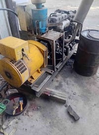 للبيع مولدة كيا 2701  شاصي كلش نظيفة جاهزة على الفحص راس التوليد 30 كي...