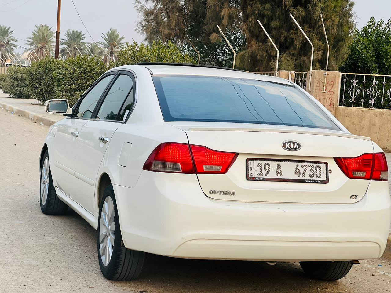 سلام عليكم سياره اوبتيما للبيع موديل 2009 سياره خليجي جاهزه من مكينه 2000 تبريد تخم تاير وحداديه وكامره خلفي وحساسات سونار موجود مكانه ديوانيه قضاء الشاميه سعر 118 بيهه مجال حگ الجيه ***********
