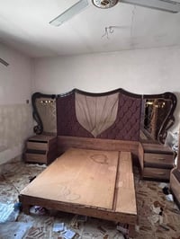 غرفه للبيع قيم بليرضي الله واخذ 07838269691