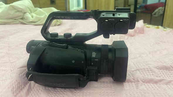 للبيع كامرتين 
***********
