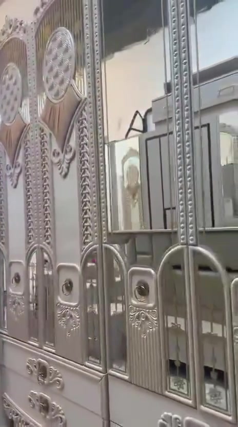 🔥 *غرفة نوم تركي مستعملة -* ✨


**إذا كنت صاحب هذا الإعلان وتريد حذفه لأي سبب، رجاءا أرسل رسالة إلى الدعم الفني**