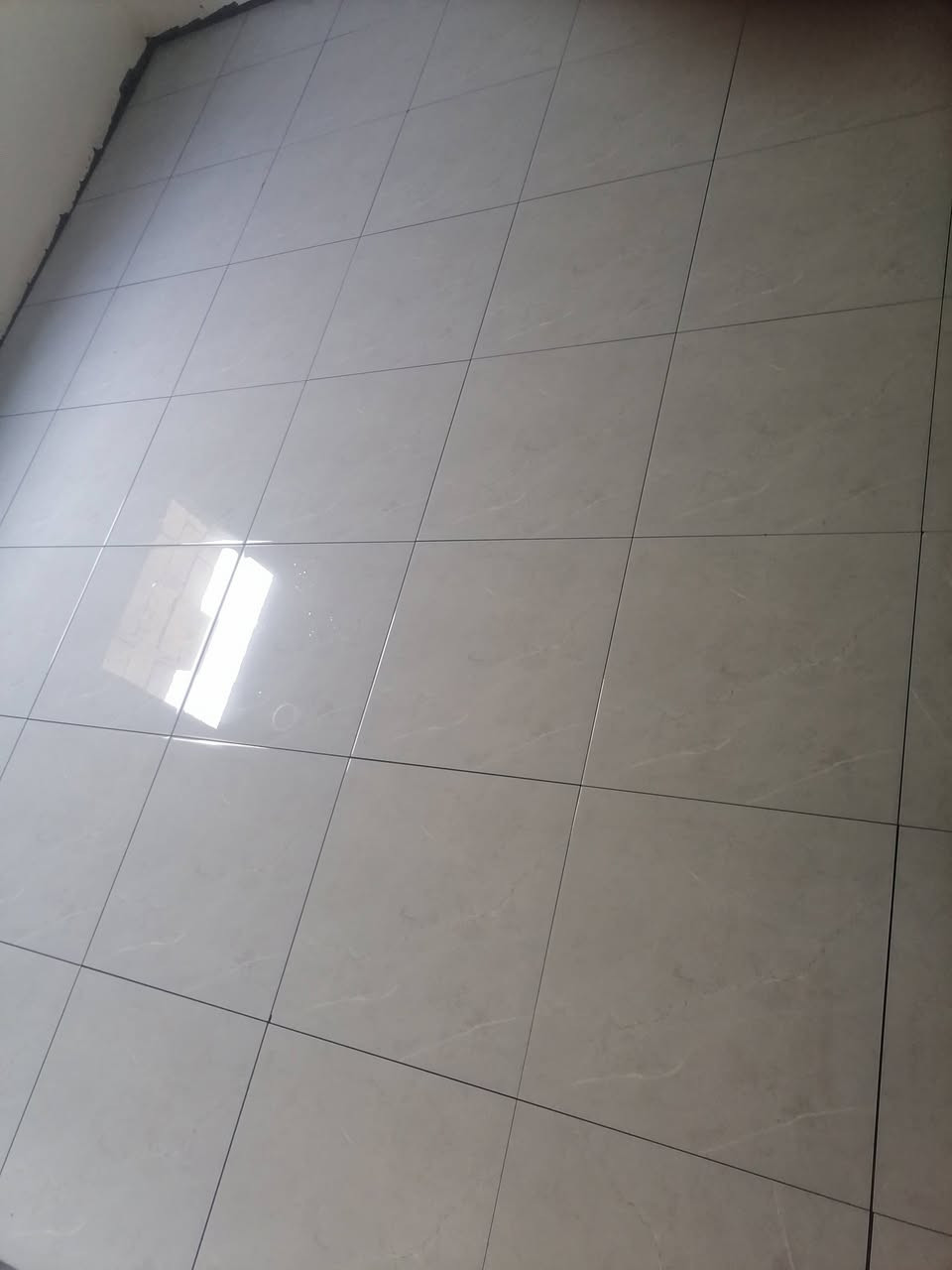 عملي المتواظع هاتف
***********الزبير
