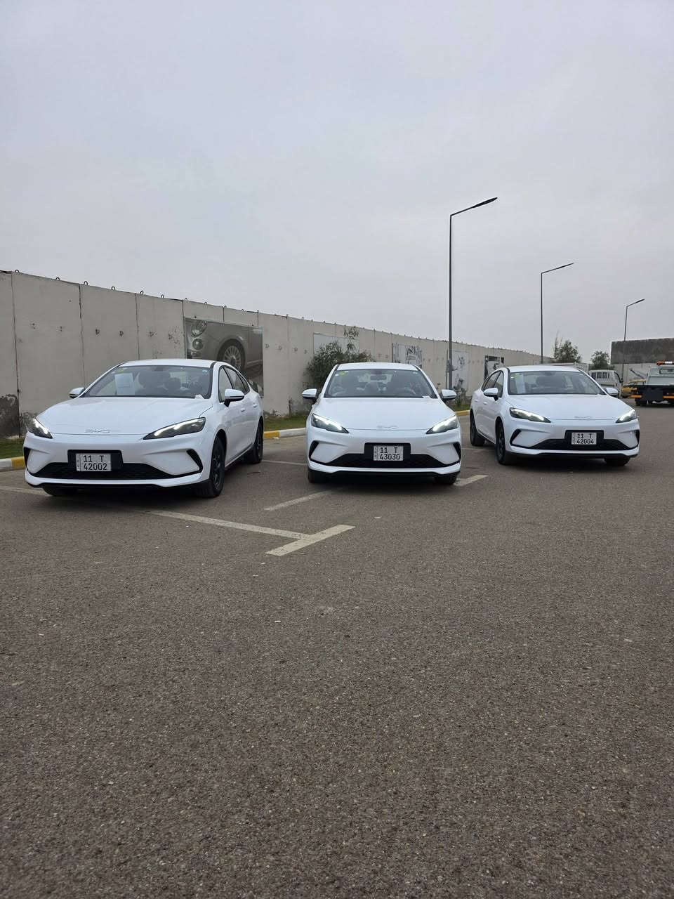 متابعينا حبايبي رجع توفر المرقم يم حسين العبيدي لتجارة السيارة 
سنوية + لوحات ✅️✅️

جن بلاص ابيض داخل ابيض 🤍

جن بلاص ابيض داخل زيتوني 🫒

سيل 5 ابيض داخل ابيض 🤍

📍 العنوان: بغداد - الكريعات - مقابل كلية القانون 
              معرض حسين العبيدي 

📞 للاستفسار:

 ***********☎️علي
 *********** ☎️حمزه
 ***********☎️ حمزه

#بغداد 
#الكريعات_شارع_شارع_المعارض
#معرض_حسين_العبيدي
