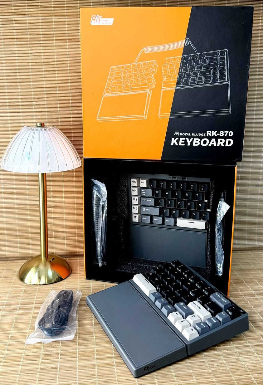 كلشي 🎁وكلاشي😍⌚🎧🎮🎤🔑🗝🩺🛠📸📲
تابعنه للرد السريع ✅ قنات تلكرام رابط بل صفحه
 واتساب  *********** 📨📱
