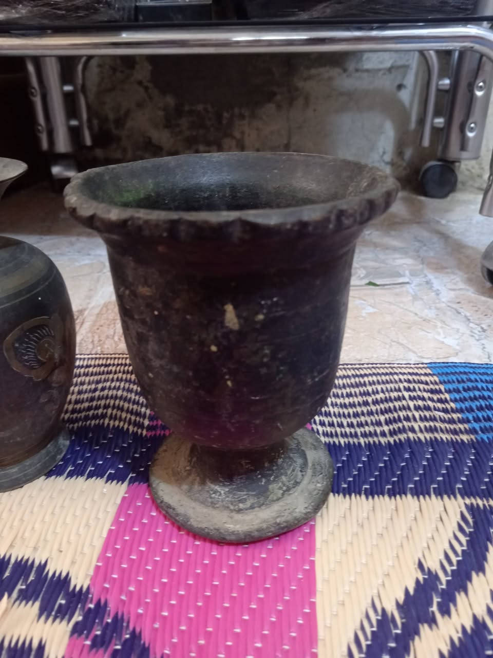 نحاسيات قديمه مكان ديوانيه مركز *********** ماكو توصيل سعر 75 كلهن
