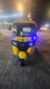 تكتك للبيع مرقم مديل 21سعر 6500تصل ودلل‎0776 785 5654