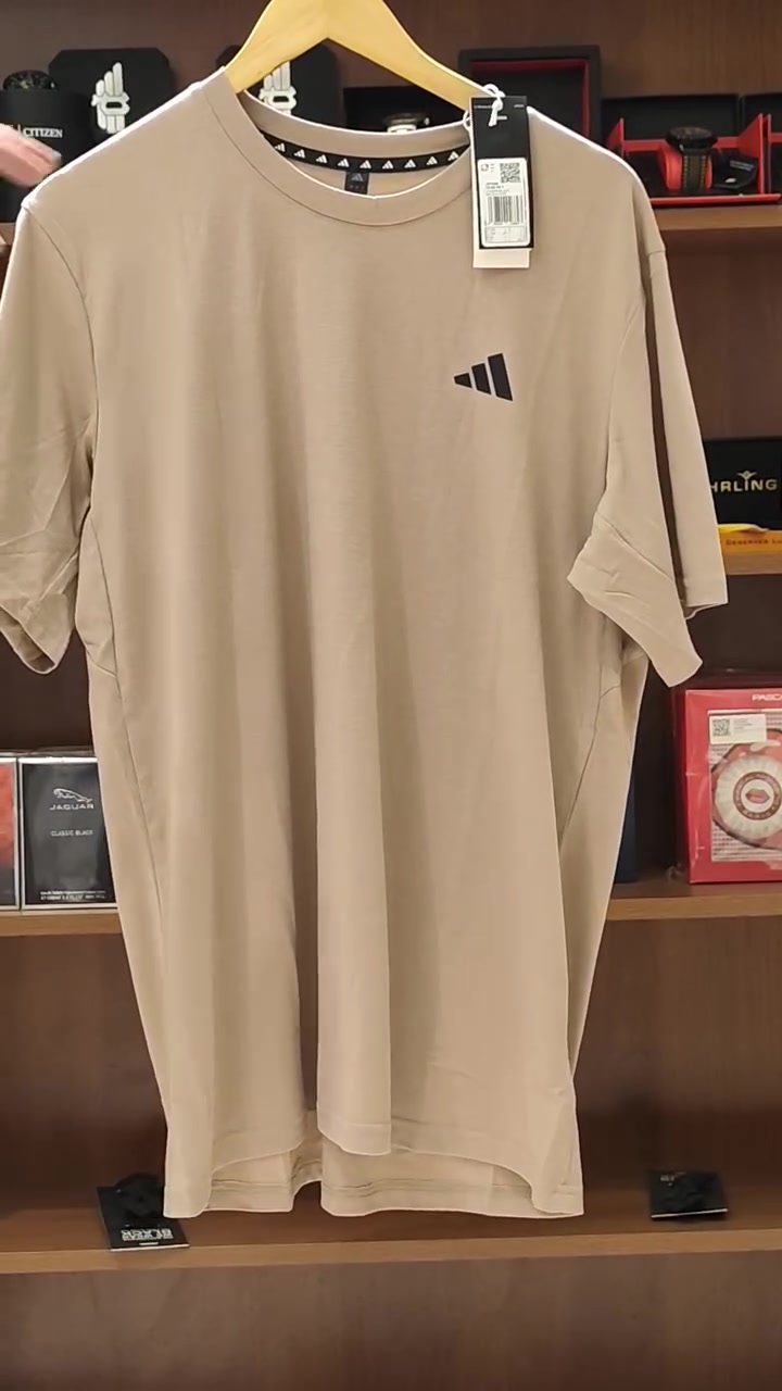 اورجينال 100٪
49,000
العنوان بغداد حي الجامعة فرع مجوهرات رمى مقابل جامع ملا حويش 
توصيل لكل محافظات العراق 
***********
 #العراق🇮🇶 #العراق #بغداد #ملابس #ملابس_نسائيه #تيك_توك #انستغرام #fashions #shoestagram #shoestyle #shoes #فيسبوك #shoeslovers #tiktok #fashionart
