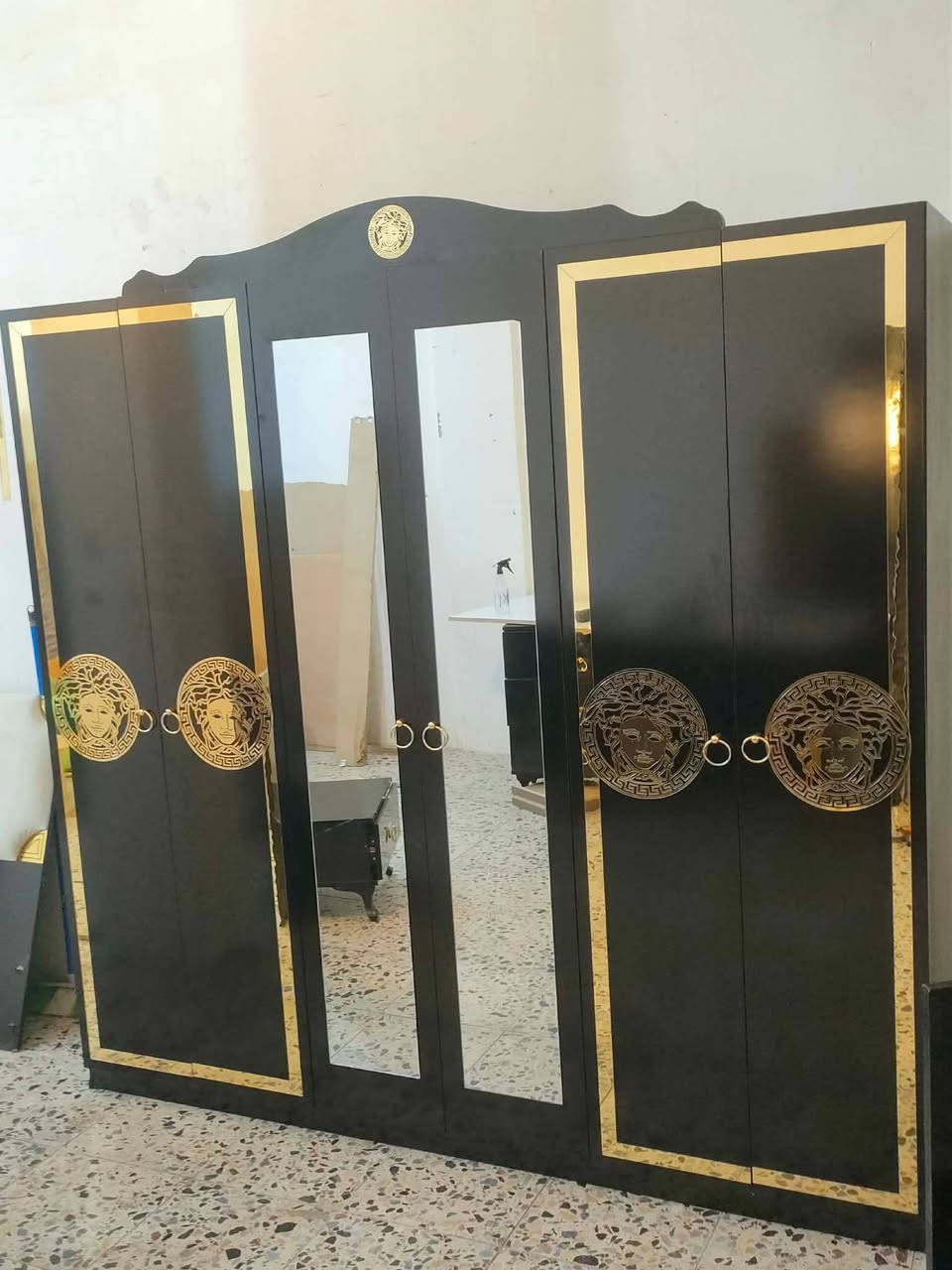 غرفة نوم تركي 
العدد 6
السعر 425
شد🪛 ونقل🚛 داخل بغداد مجاني


**إذا كنت صاحب هذا الإعلان وتريد حذفه لأي سبب، رجاءا أرسل رسالة إلى الدعم الفني**