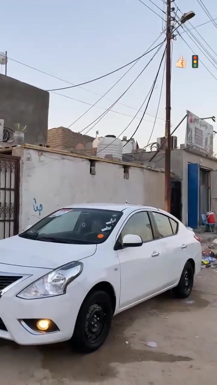 سلام عليكم نيسان صني 25 هنديه ماشيه 14 بيه طخه بلباب مامسويه وبيه زلغ بلباب ورا سايق سويته سياه جديد رجا بس مكان البصره الزبير شراي يخابر *********** 
السعر 125
