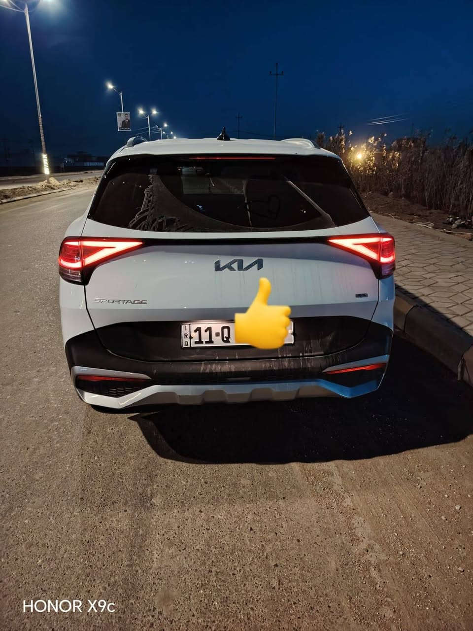 سلام عليكم سبورتج للبيع فول مواصفات ماعدة الفتحة EX بصمة شاشة متصل كشن كهربائي تدفئة تبريد وجلد لايت لد شاشة كار بلي منافذ تايبسي ويو اس بي تبريد ثلج مكينة 2500GDI ماشية 24الف ميل سيارة حلوة ونضيفة سعرهة ب180قفل للتواصل والاستفسار ***********
