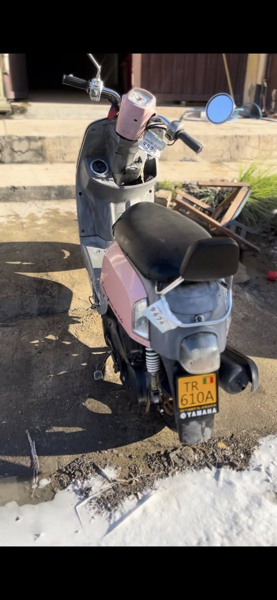 سلام عليكم شباب دراجه بوليس كابريتر الدراجه خير من الله كهربائيات كله شغاله صوت المكينه ناعم الدراجه نقص واحد مابيه كفرات ختم واحد نكره سلف نكره هندر 
بوشه 49 دراجه كله ابلاد يعني دراجه خير من الله ولون مميز وداخل رصاصي  الدراجه  ب 775 وبيه مجال حك جيتك مكاني ديالى بعقوبه شارع الطابو رقمي لل تواصل ***********
