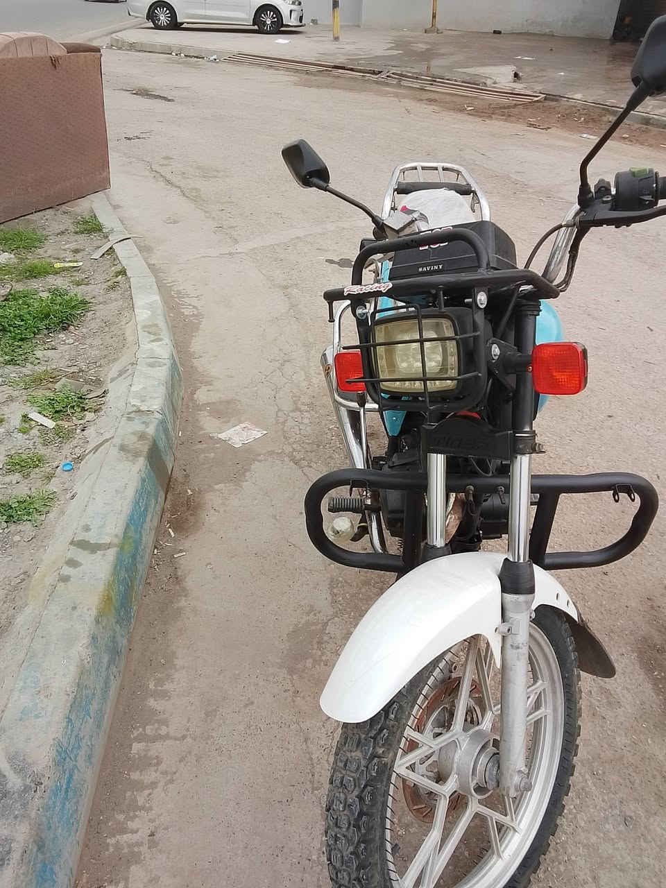 ماطور جني لبيع محرك نضيف كير نضيف كهربيات كلو شغال تايرات جديدة السعر 350 قفلو *********** العنوان موصل الزهور
