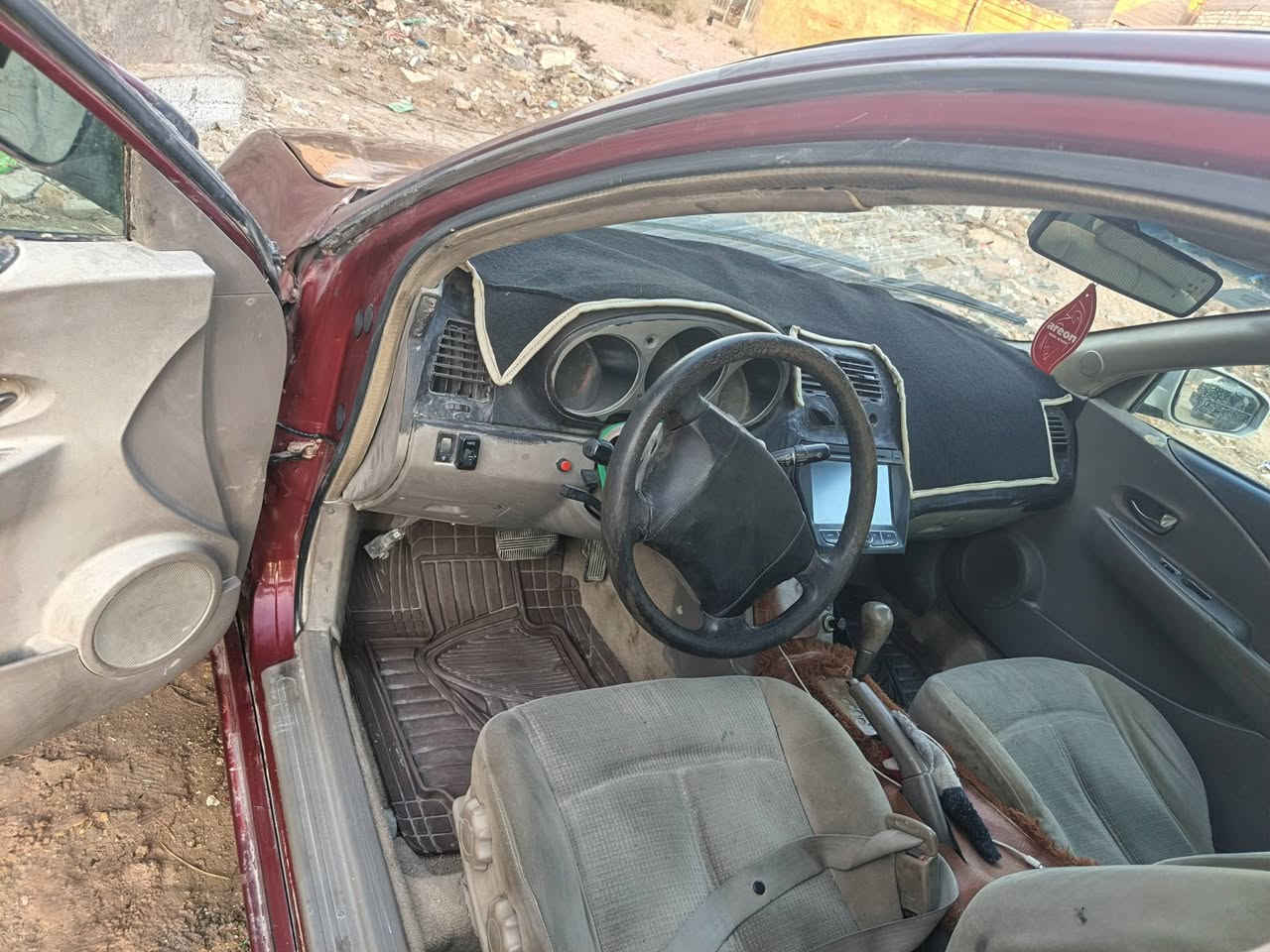 سلام عليكم نيسان التيما 2004 للبيع سعر 40 وبيها مجال كير ومكينه كامري ابو الجف مكان كوفه ناحيه العباسيه للتواصل ***********
