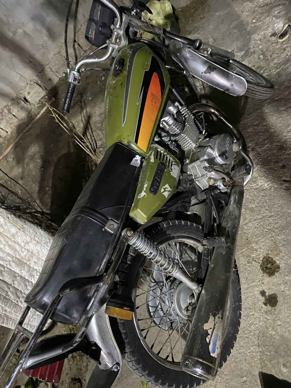 دراجه اربعه كير للبيع كلك كلك سعر ٢٥٠عطله دشالي مال المكينه


**إذا كنت صاحب هذا الإعلان وتريد حذفه لأي سبب، رجاءا أرسل رسالة إلى الدعم الفني**