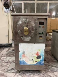 مكائن ايسكريم للبيع دي اس سالم صبري حجم 6 ثري فيز خباطة عراقية ثري فيز...