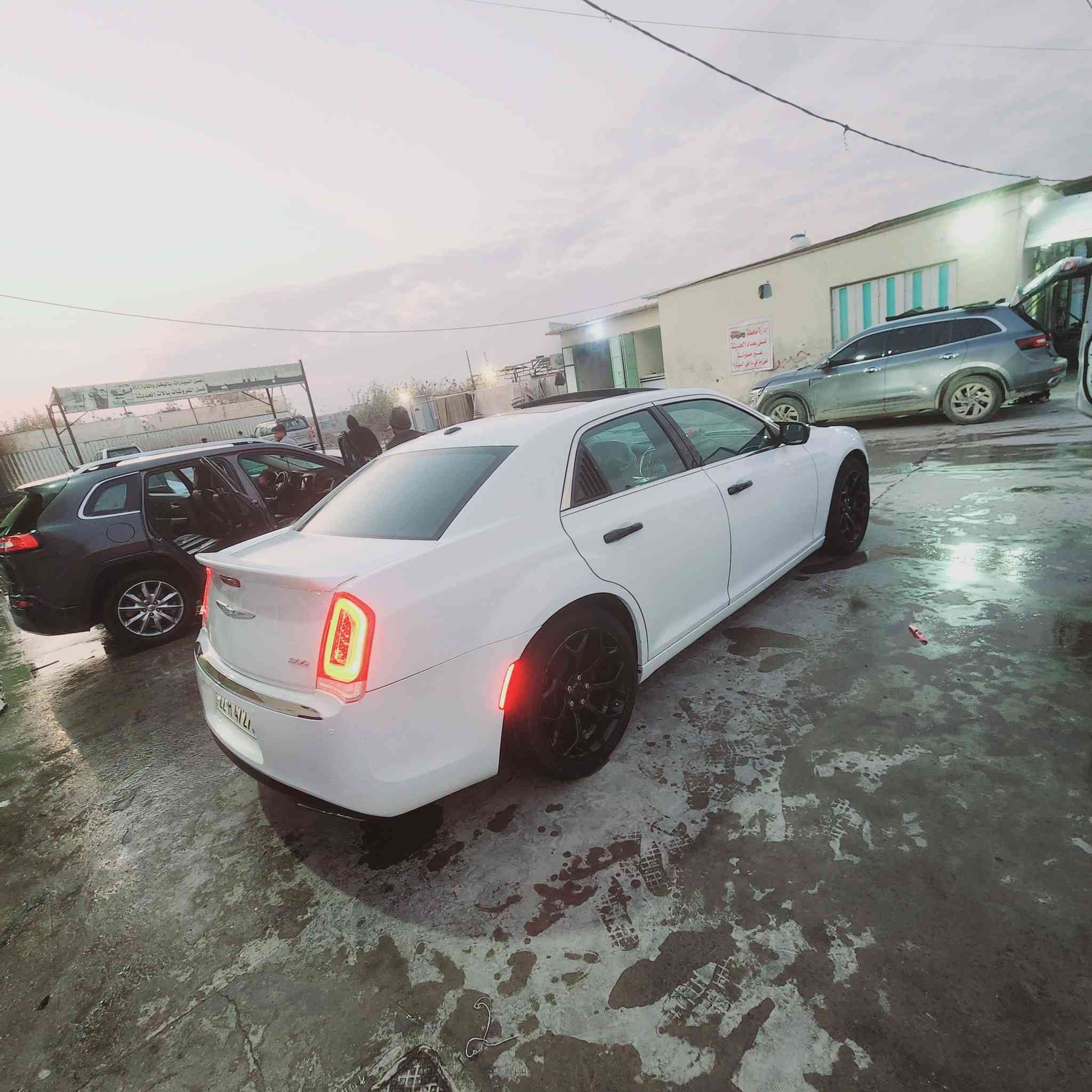 سلام عليكم 
اوباما للبيع 
موديل 2017
وارد كندي
رقم اربيل دولي بأسمي شخصيا
2ويل محرك 3600
ماشيه 89 
كلين تايتل كفاله محرك كيرك حداديه تايرات جدد
كل نقص ما بيهه ان شاءالله
فئة لمتد فول 
للاستفسار اتصال ع الرقم *********** بي وتساب
مكانهه ديوانيه
