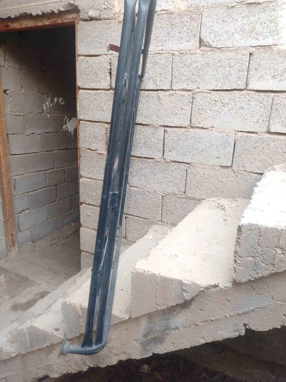 سوبايا للبيع جديده ونظيفه حيل تفصال سعرها 25الف
***********
‏‪0786 934 8632‬‏
