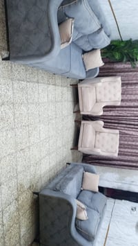 تخم تركي ٧ مقاعد نضافه فول تزكام ثكيل سعر ٢٢٥ وبي مجال مكاني بياع يوجد...