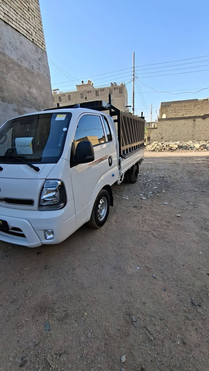 السلام عليكم كيه بنكو مسكر غاز قماره وربع مديل 2024فول مواصفات رقم بغداد ماشيه 11الف
بدون محجر العنوان بغداد السعر المطلوب220
***********
