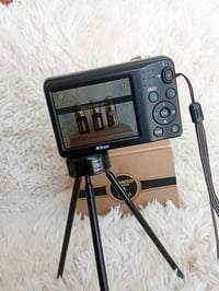 كاميرا نيكون • 16.1 ميگابكسل • زوم بصري 5X