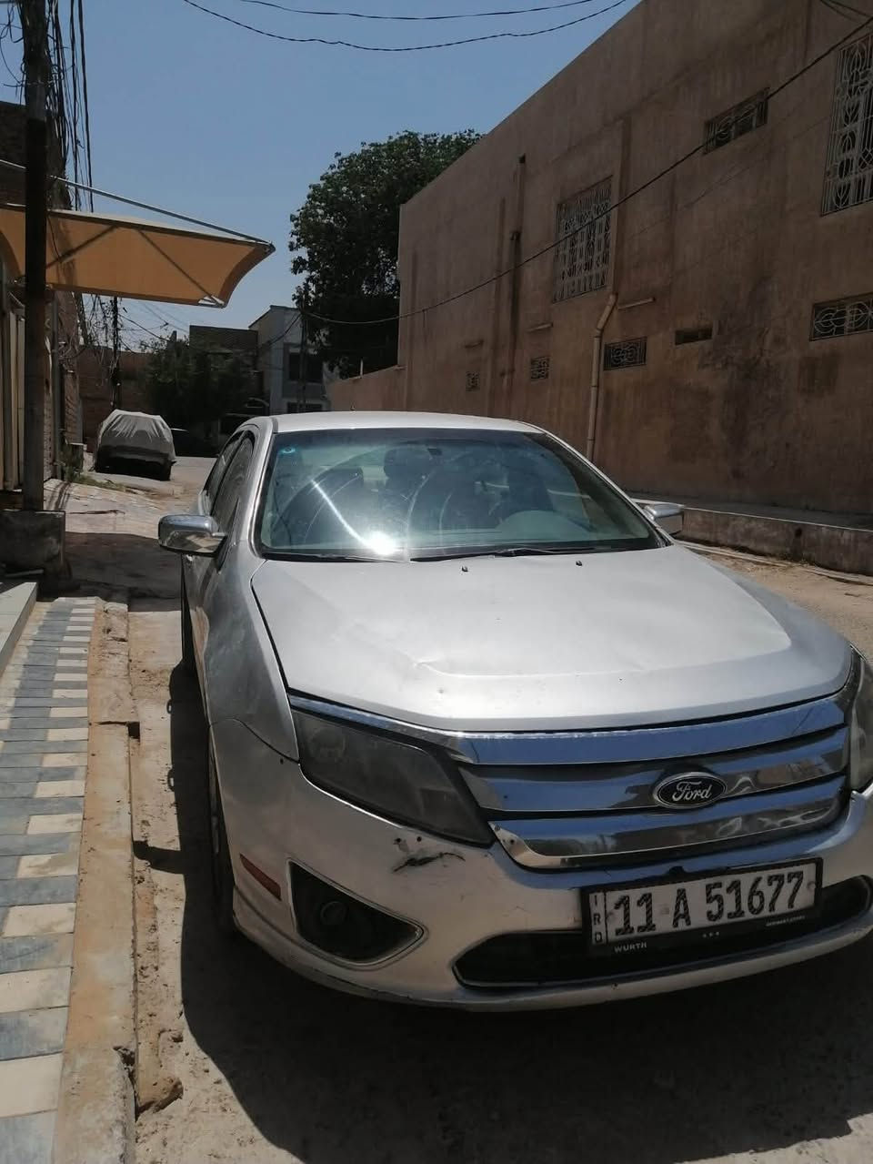 فورد فيوجن ٢٠١١ رقم بغداد باسمي  محرك ٦ حادث جاملغ و باب بامريكا  رايده ب٦٠ و بيه محال تبريد شغال
***********
