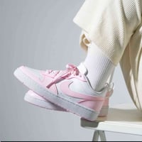 جديد • قياس ٣٥ • نايك