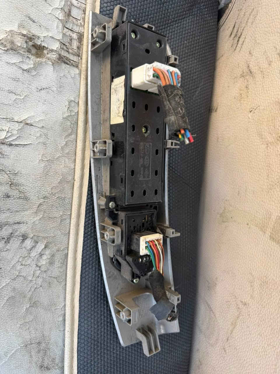 للبيع بك لايت مال جنطه وتحكم جام للسنتافي ١١ و١٢ خليجي للبيع قيم وأخذ واكو توصيل


**إذا كنت صاحب هذا الإعلان وتريد حذفه لأي سبب، رجاءا أرسل رسالة إلى الدعم الفني**