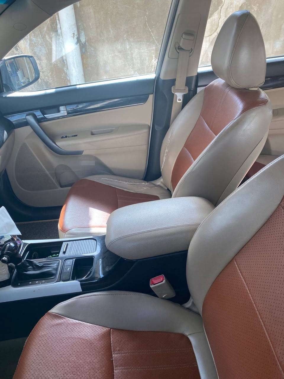 سورنتو خليجي 
موديل 2014
بصمة بنورما 
بيه هواي مواصفات 
هذا رقمي للتواصل ***********
السعر 195$
