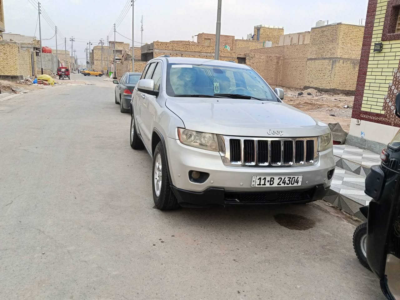 السلام عليكم سياره جيب لاريدو وارد امريكي سياره جاهزه حلوه السعر 150 وبيها مجال 2011 رقم الاتصال ***********
