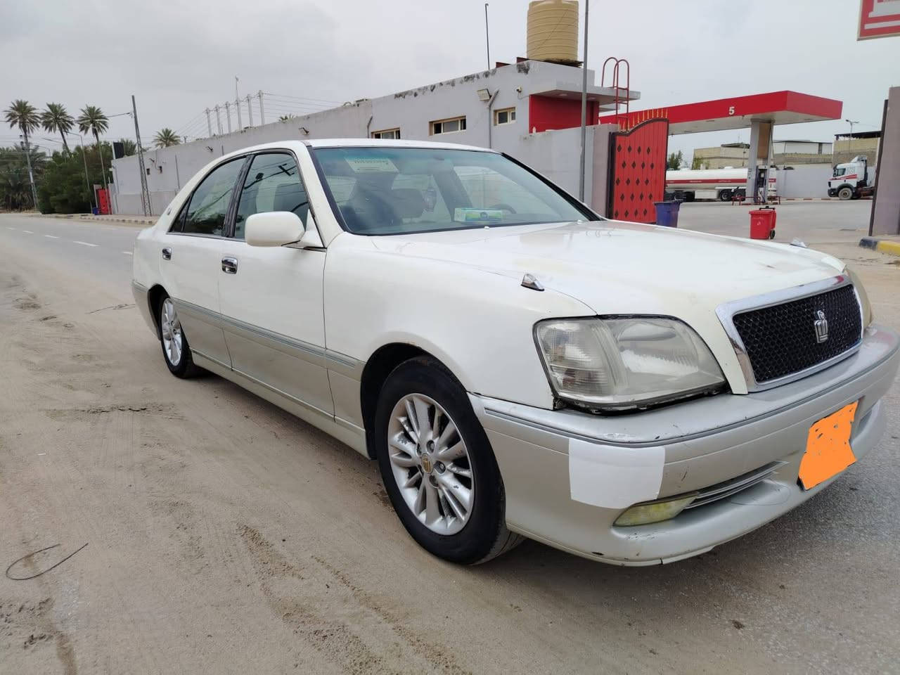 ادوات كصه جنطه
متوئم شمالي سنويه ورقم
٣ دكم
ديفور 
مكينه وكير مكفولات
 وحداديه زينه
تبريد ثلج

سياره جاهزه مثل الي بلصوره
سعر ٣٢ وبيها مجال بصيط
مكلف بل نشر ***********
