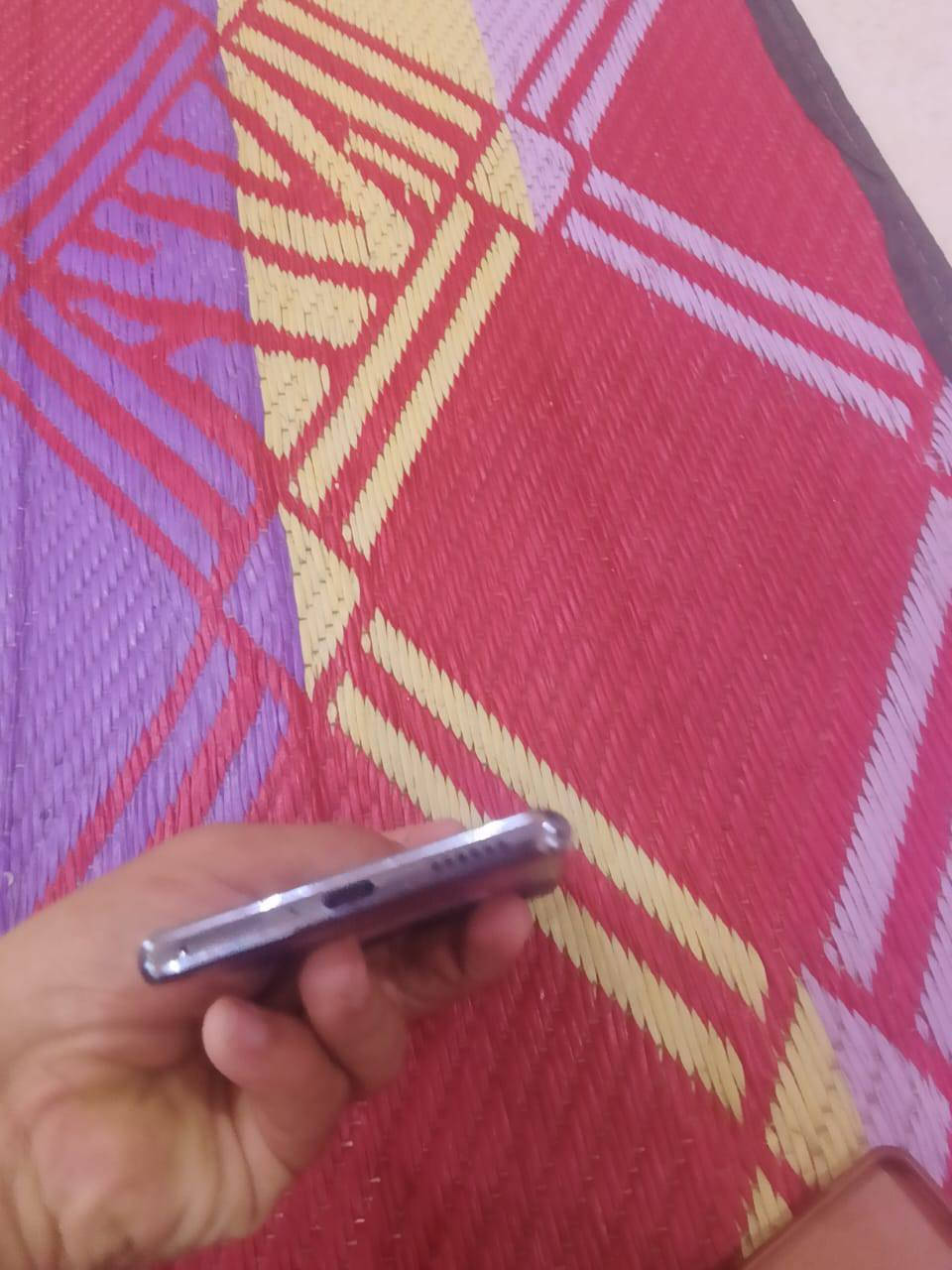 سلام عليكم للبيع جهاز تكنو TECNO SPARK 20 Pro+ مضلع  بطاريه 5000 ذاكره 256 جهاز مفول كلشي ما مبدل بي جهاز نضافه 90% سعر 180 مكاني ديالى بعقوبة شارع ابو رباح


**إذا كنت صاحب هذا الإعلان وتريد حذفه لأي سبب، رجاءا أرسل رسالة إلى الدعم الفني**