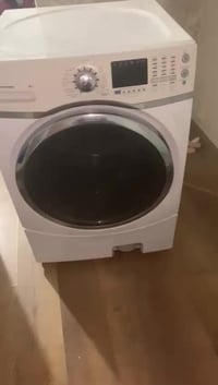 للبيع اتصل 07737987157 غساله 22 كيلو