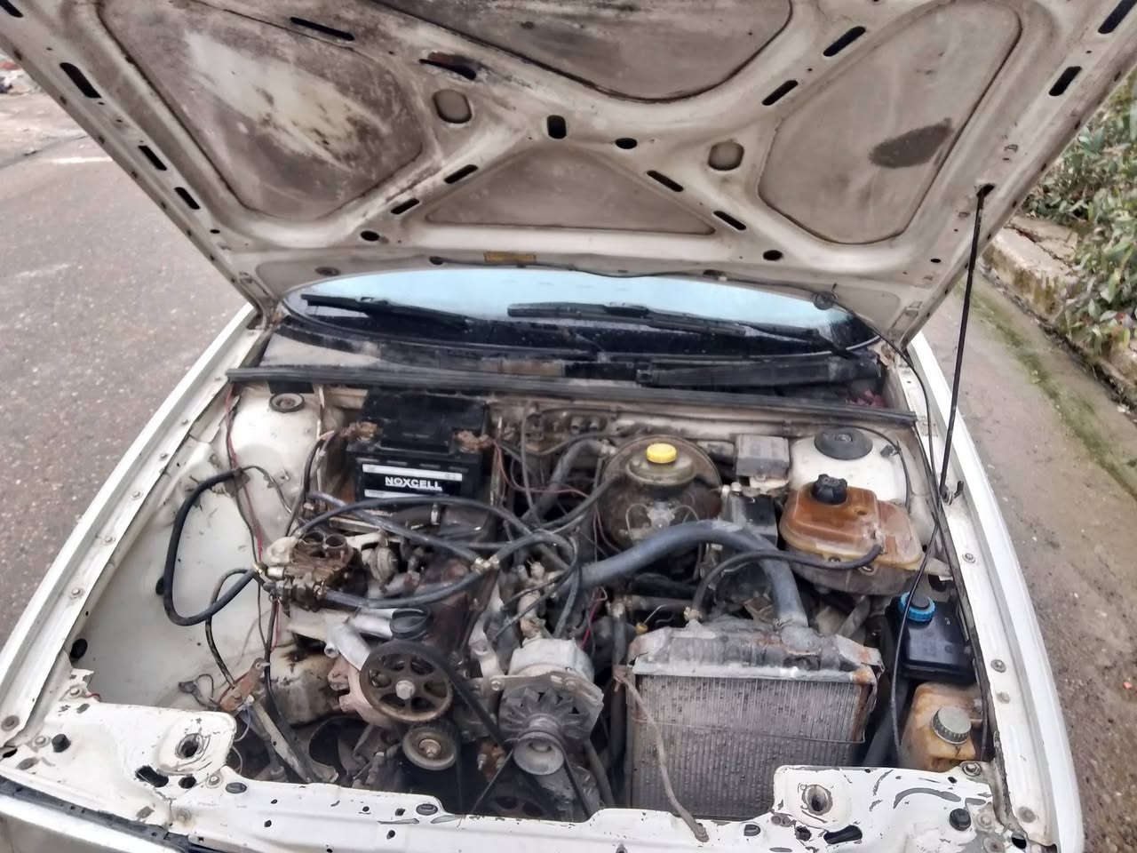 سلام عليكم سياره اودي موديل 90 رقم نينوى دولي شرطه التحويل ماكينه كير كل نظيف سياره بعد احلى من الصور بيها صبغ داير واحد   ***********. ***********
