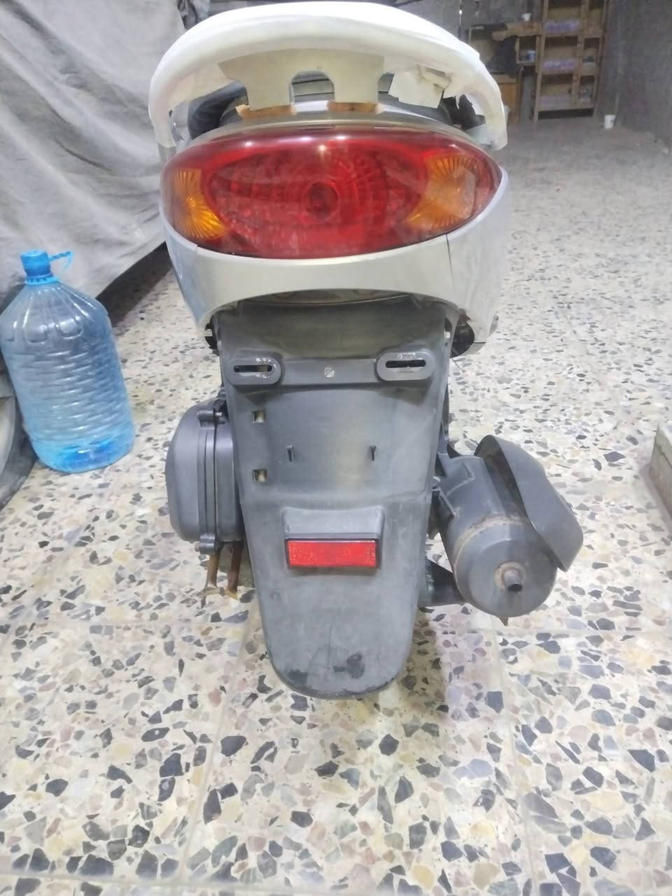 دراجه نزلت شهر 2 بيدي خير من الله بريز ليت عالي نوزل 900 وبيهه مجال حك الجيه بغداد حي الكوفه قريب عله حي اور تجي وشوف بعينك


**إذا كنت صاحب هذا الإعلان وتريد حذفه لأي سبب، رجاءا أرسل رسالة إلى الدعم الفني**